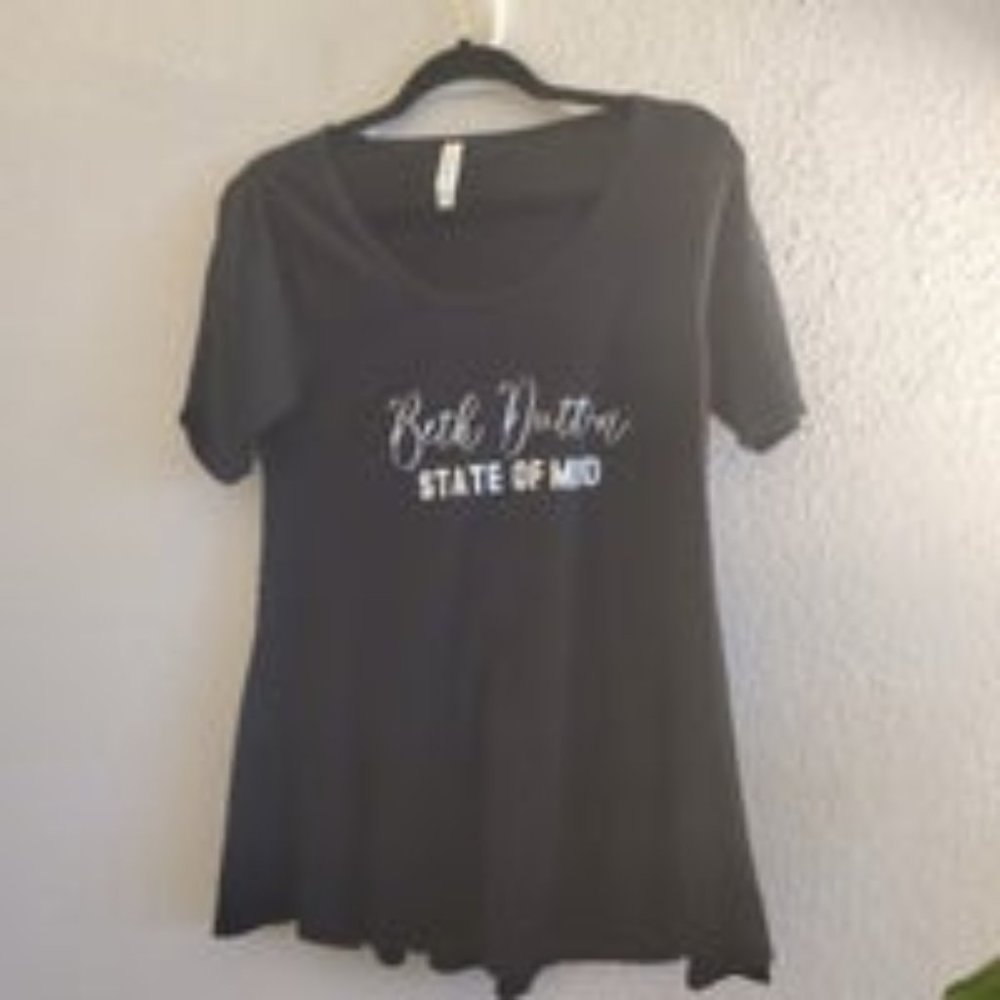 Lula Roe Simply Comfortable Shirt
